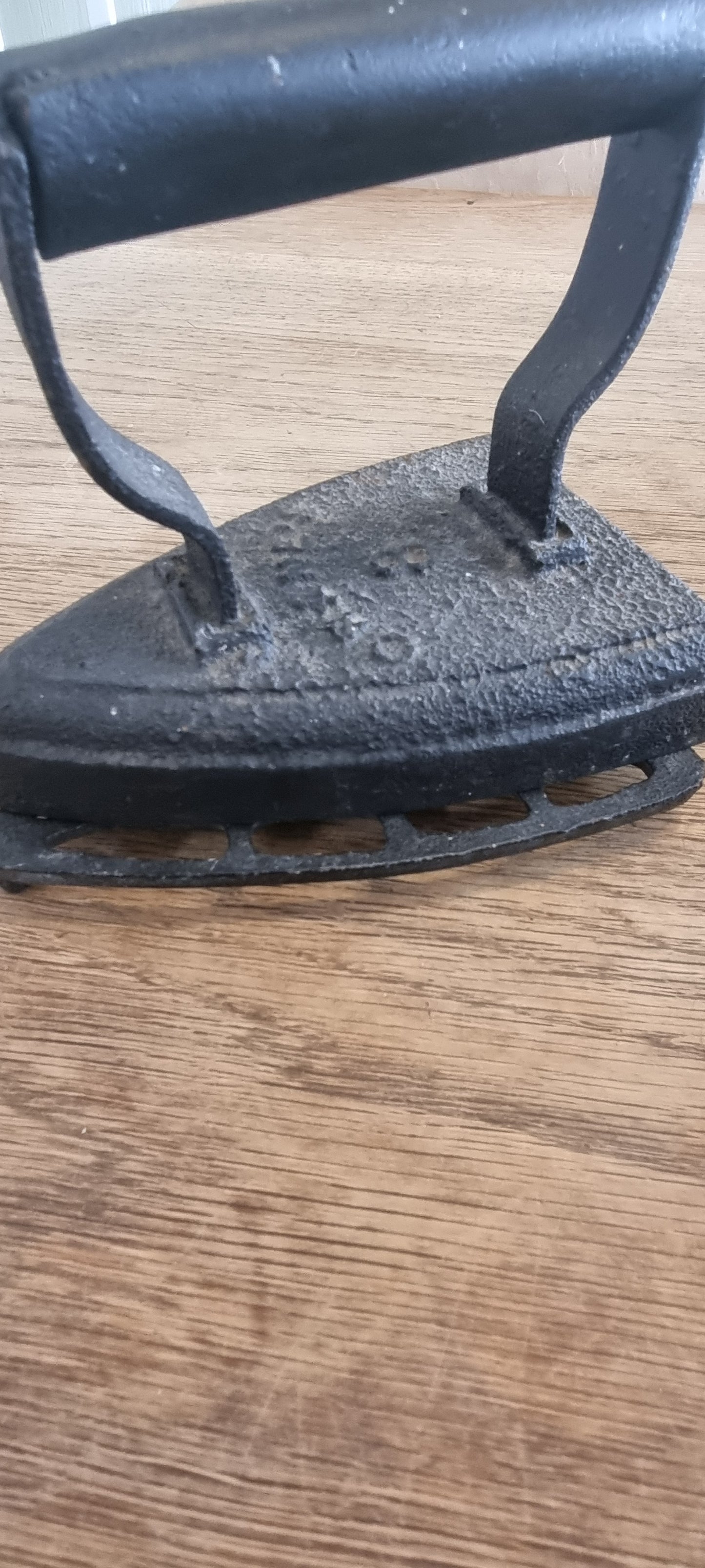 Vintage Cast Iron - Iron Press & Stand